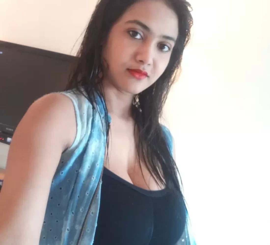 cash-payment-no-beautiful-college-girls-all-over