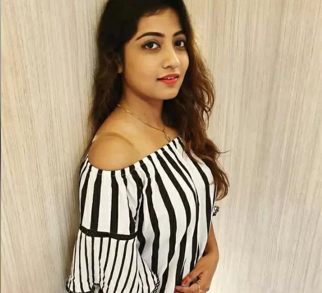 noida-college-girls-home-service-housewife-genuine