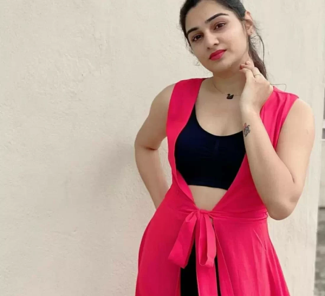 sofia-safe-secure-collage-girl-aunties-availablenswf22